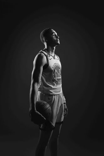 sports, basketball, portrait, GSW, rise productions, production company, women owned, post production, directors, photographers, illustrators, animators, project management, women owned