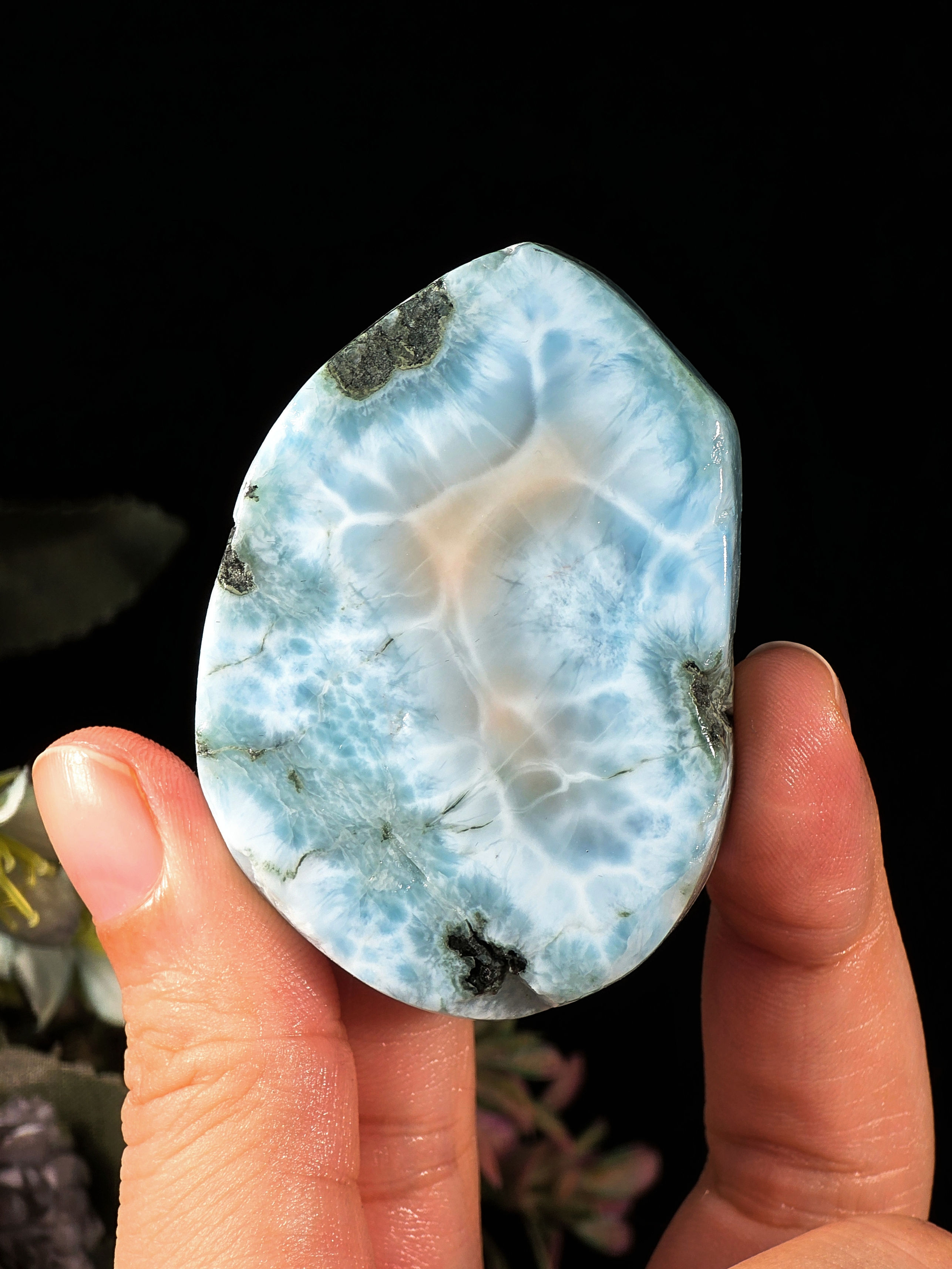 71G LARIMAR POLISHED STONE WITH OCEAN PATTERNS