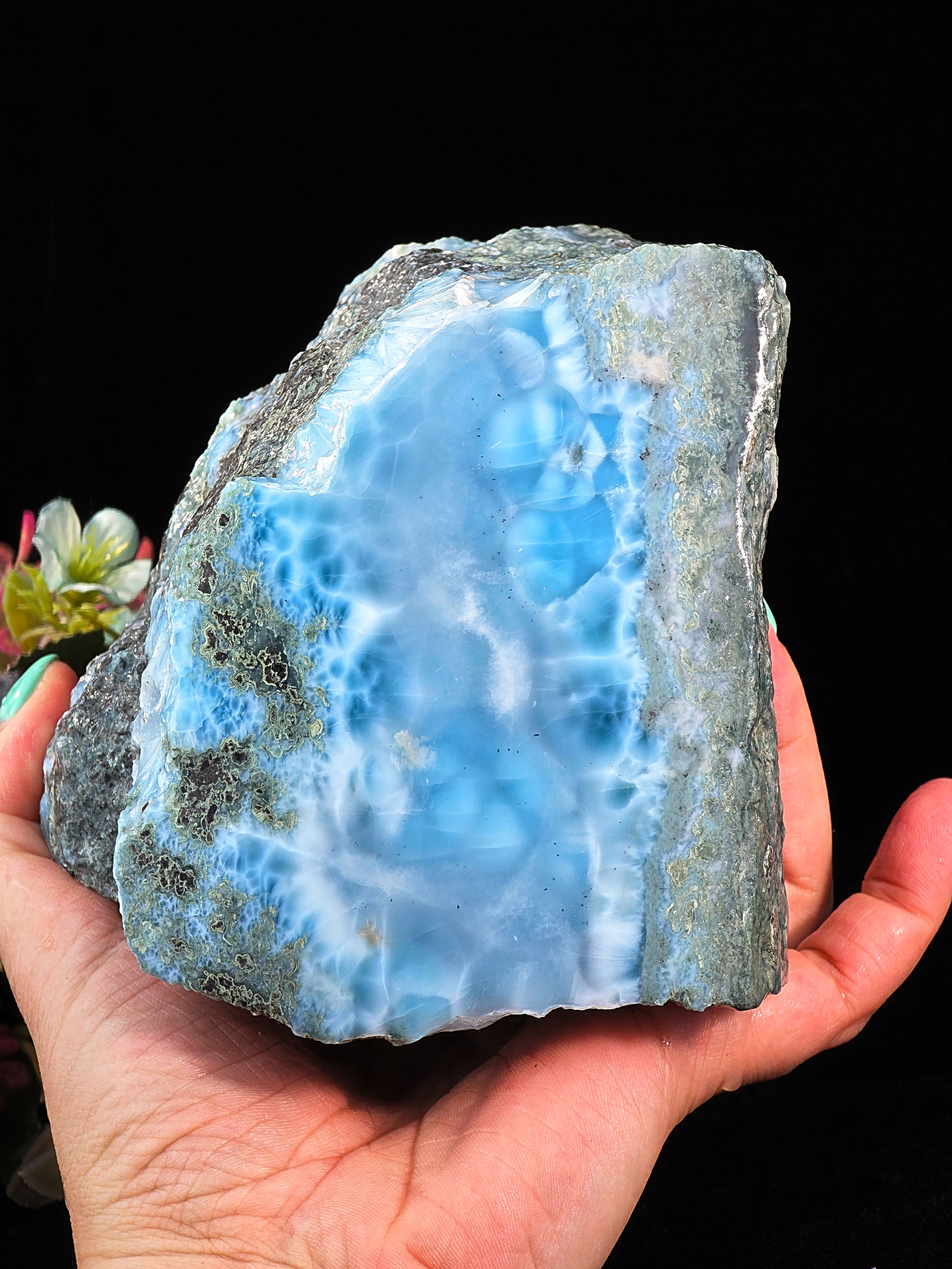 4.30LB LARGE LARIMAR ROCK FOR COLLECTORS