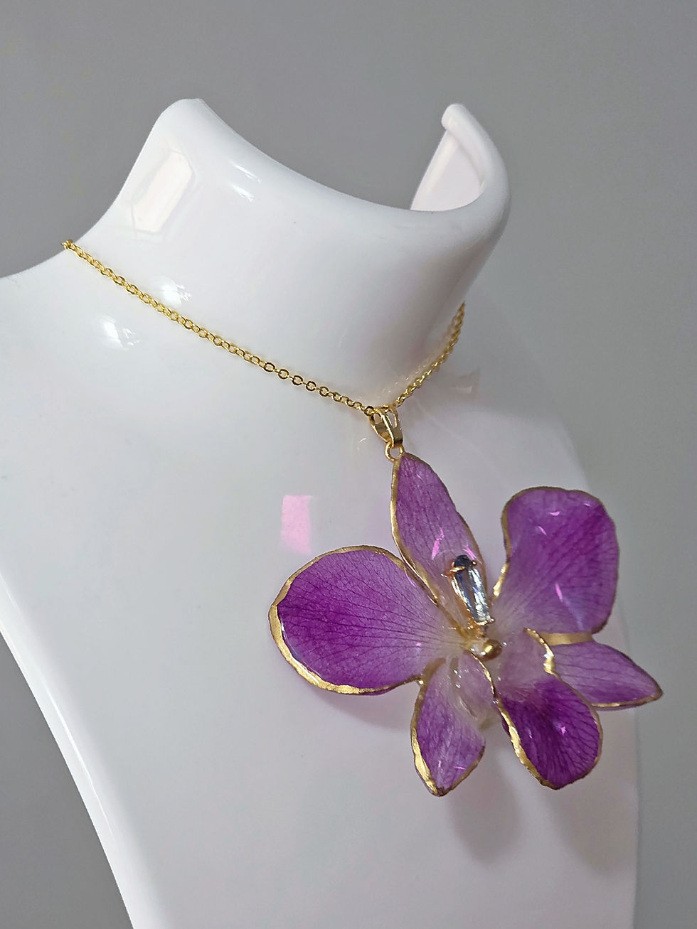 Thumbnail: REAL ORCHID NECKLACE IN 14K GOLD FILLED CHAIN