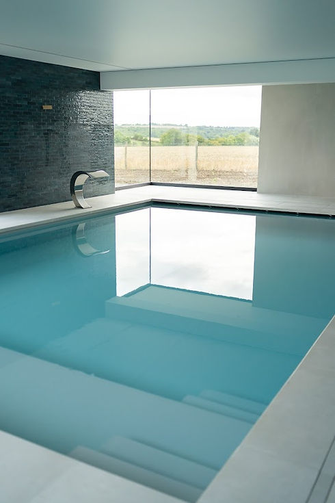 piscine A fleur de l'eau