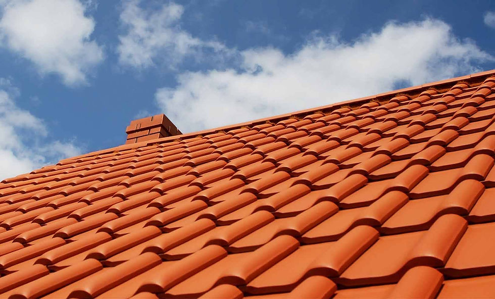 Nouveau toit avec tuiles