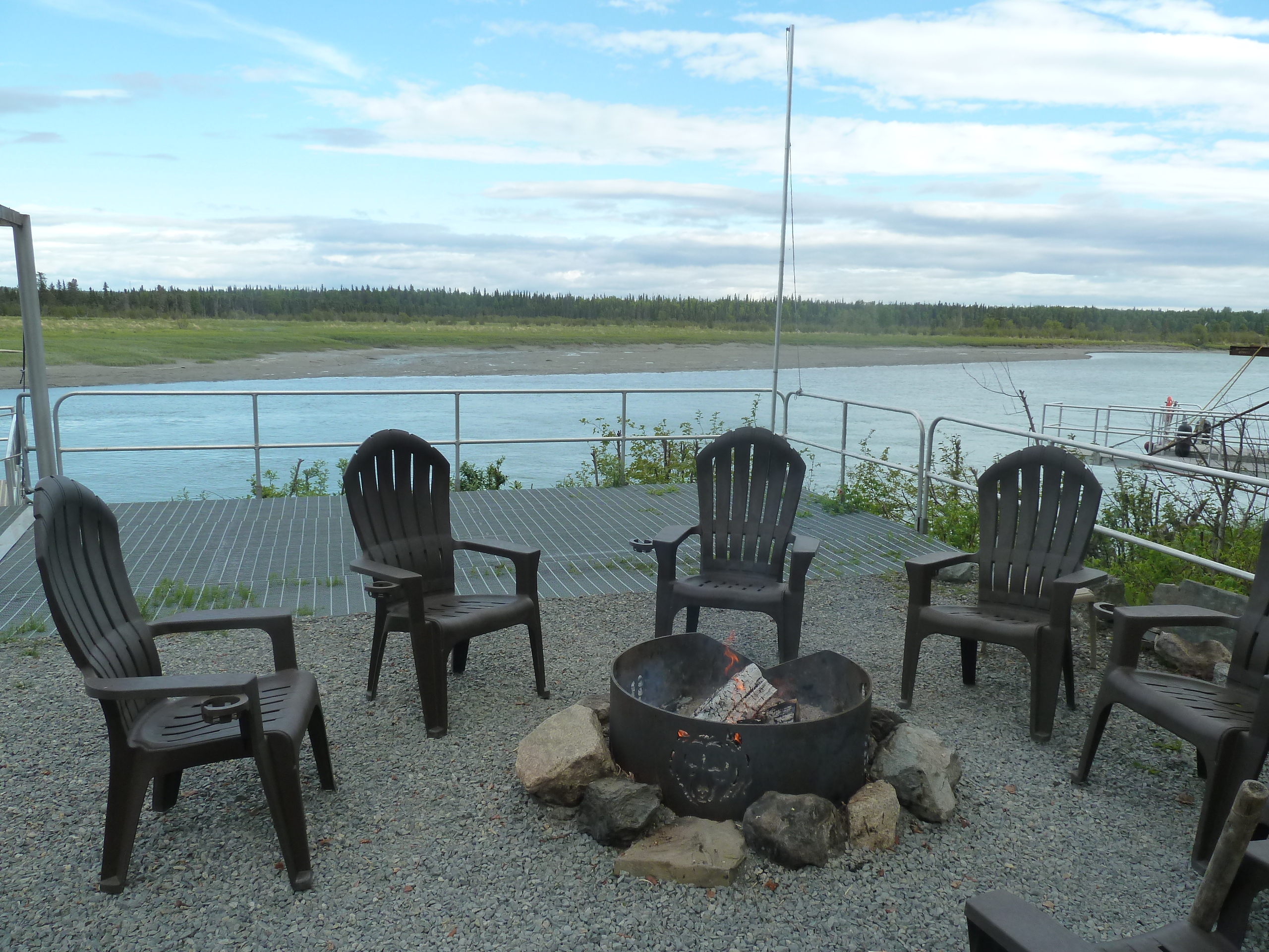 Home | Harding's Kenai River Lodge, Inc