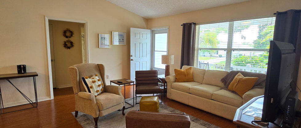 971 Kingmont Terrace | VillagesForRent.com