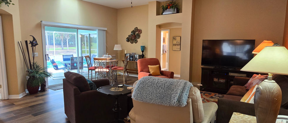 2137 Gerardo Avenue | VillagesForRent.com