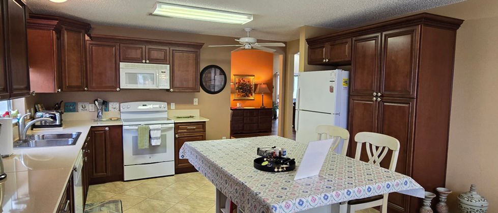 2137 Gerardo Avenue | VillagesForRent.com