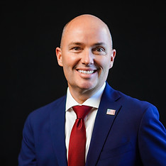 Gov. Cox Portrait 2023.jpg