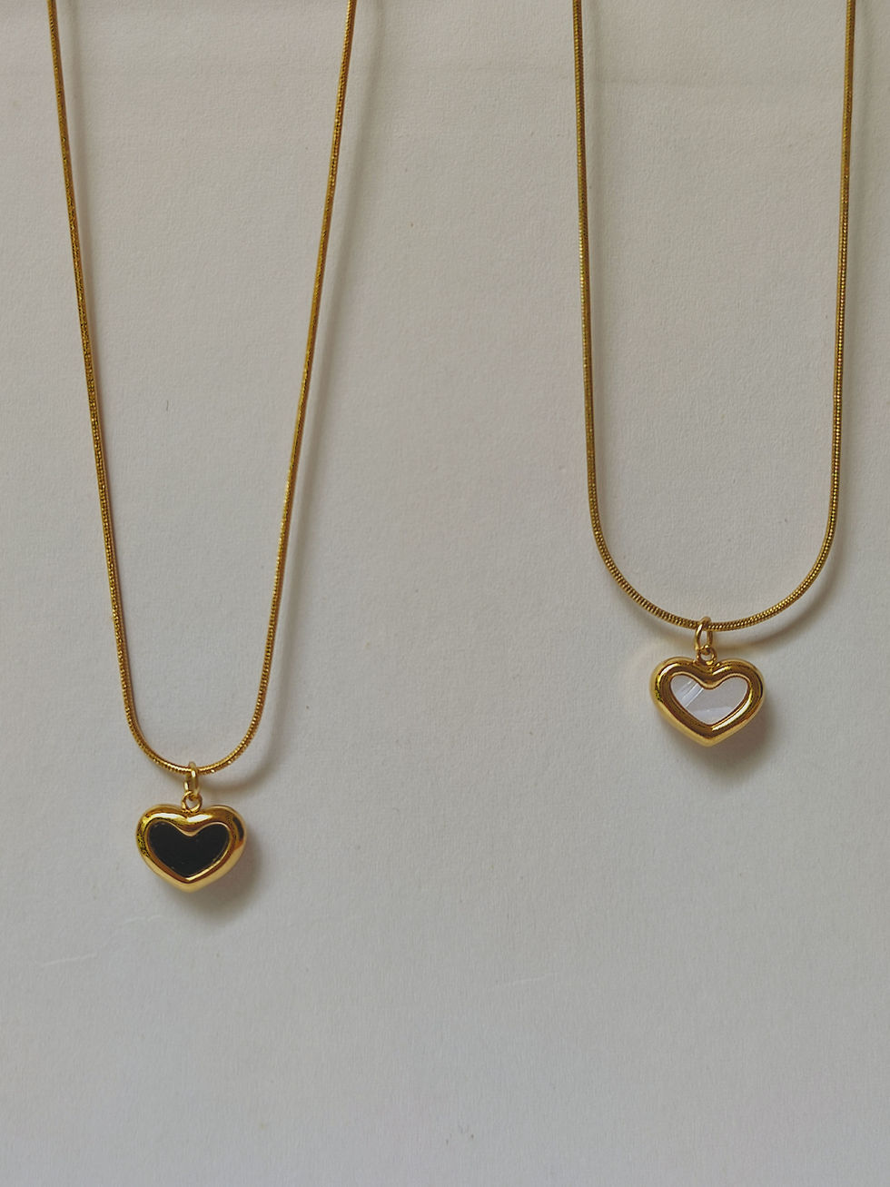 Thumbnail: Black Petite Heart