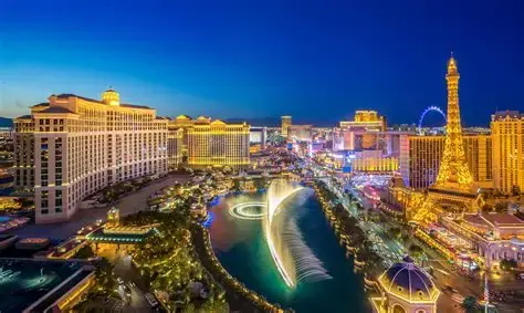Beyond the Lights: Seeing Souls in the City