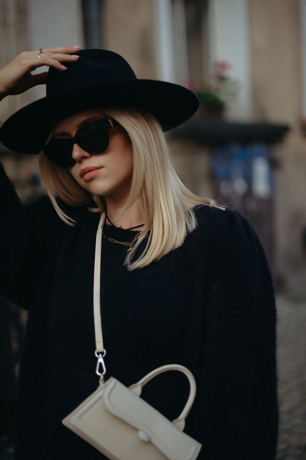 Miniatura: Sweter Elina Czarny