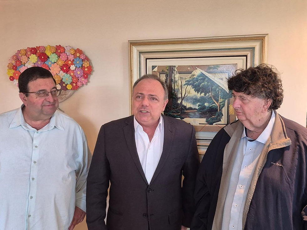 Dep. Est. Munir, dep. Fed. General Pazuello e prefeito de Volta Redonda Neto