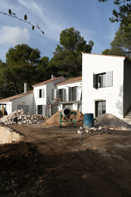 Bekki Création Maçonnerie, 
Maçon à Marignane, Marseille, Gignac la Nerthe, Bouches du Rhone
Travaux, gros oeuvre façades, rénovation, constructions neuves, couverture, piscines, bassins