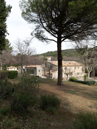 Bekki Création Maçonnerie, 
Maçon à Marignane, Marseille, Gignac la Nerthe, Bouches du Rhone
Travaux, gros oeuvre façades, rénovation, constructions neuves, couverture, piscines, bassins