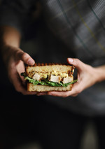 Sandwich_Katsu_1_Antonin_Photo_Mona_12.2