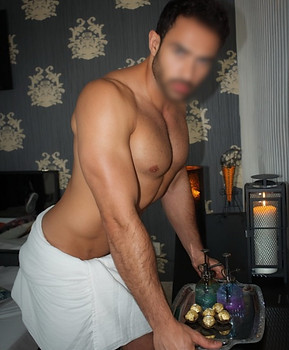 apolo boys1.jpg