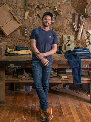 Ateliê da Krieger Jeans Work, produtora de Slow Fashion e jeans artesanais
