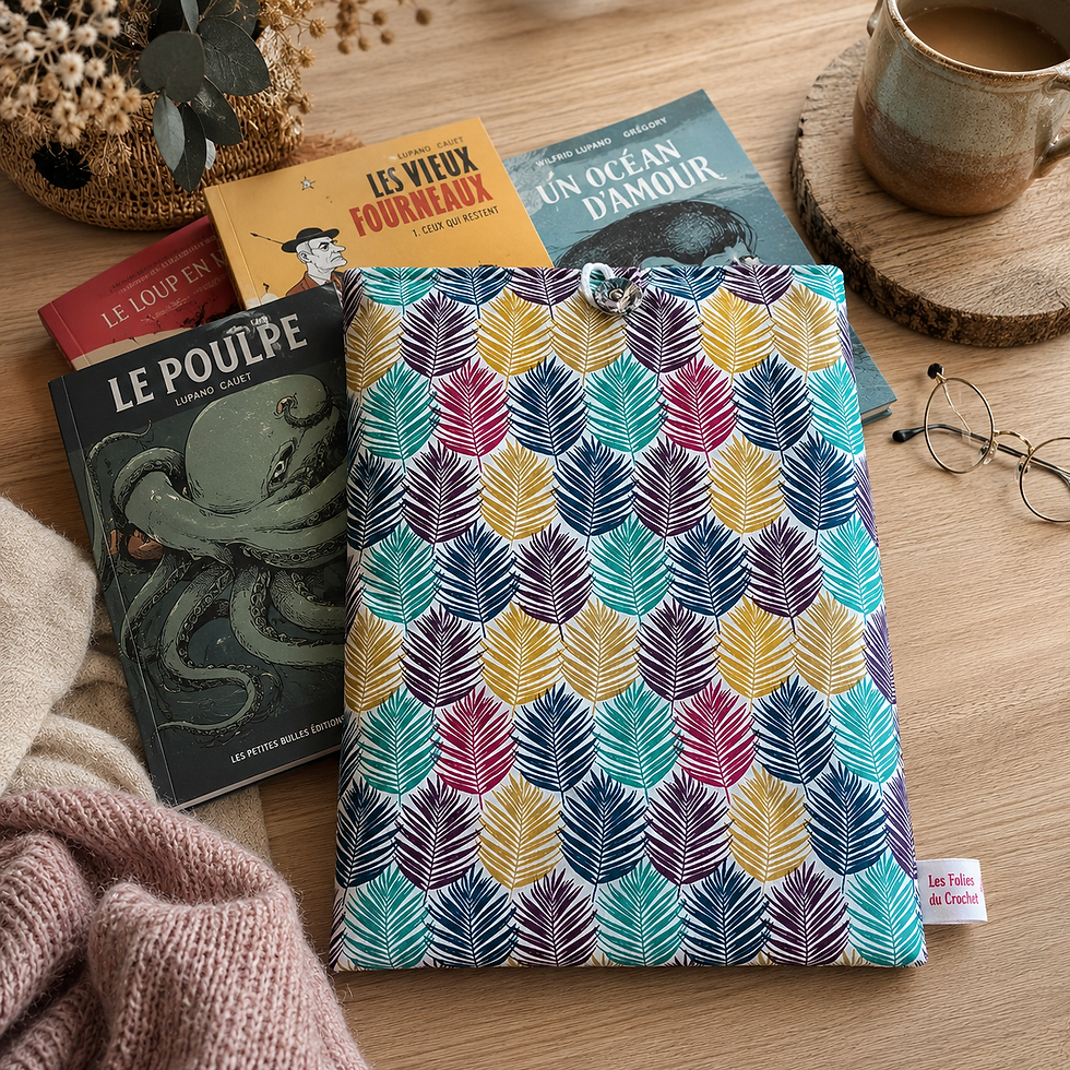 Pochette BD grand format motif feuilles tropicales avec bandes dessinées
