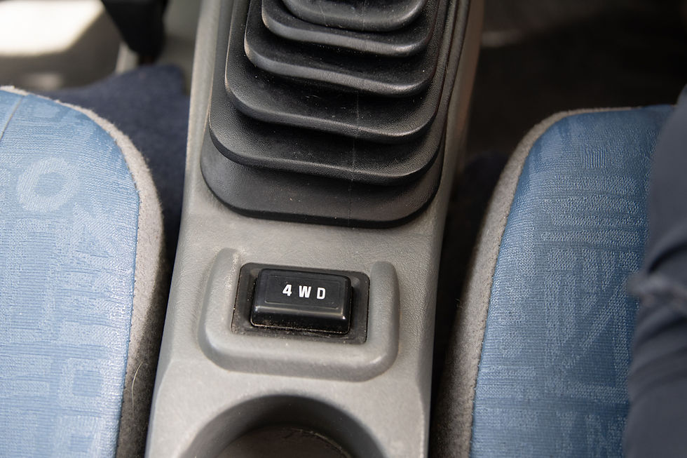 Thumbnail: 2000 Mitsubishi Minicab
