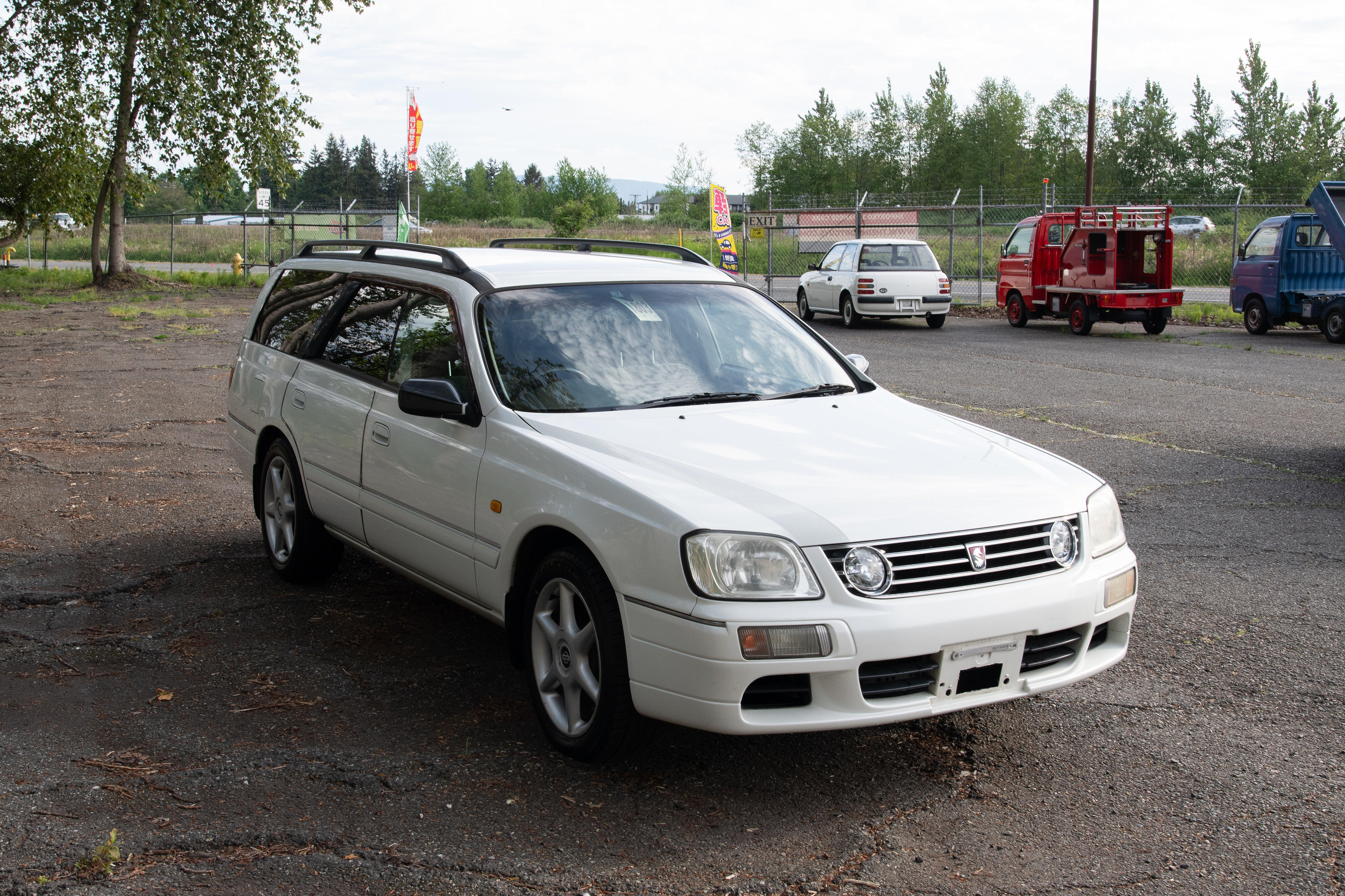 1999 Nissan Stagea JDM car for sale — photo 3 of 13