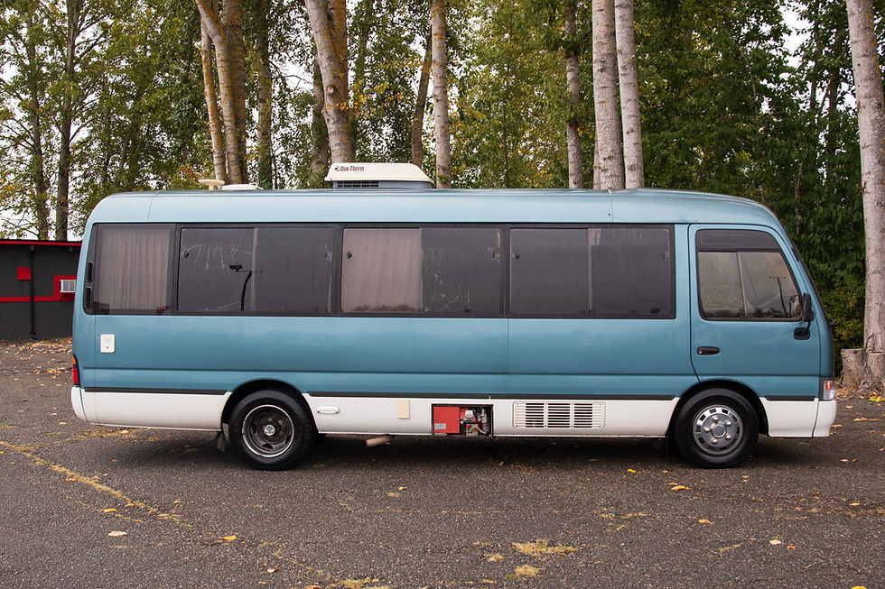 Thumbnail: 1997 Toyota Coaster