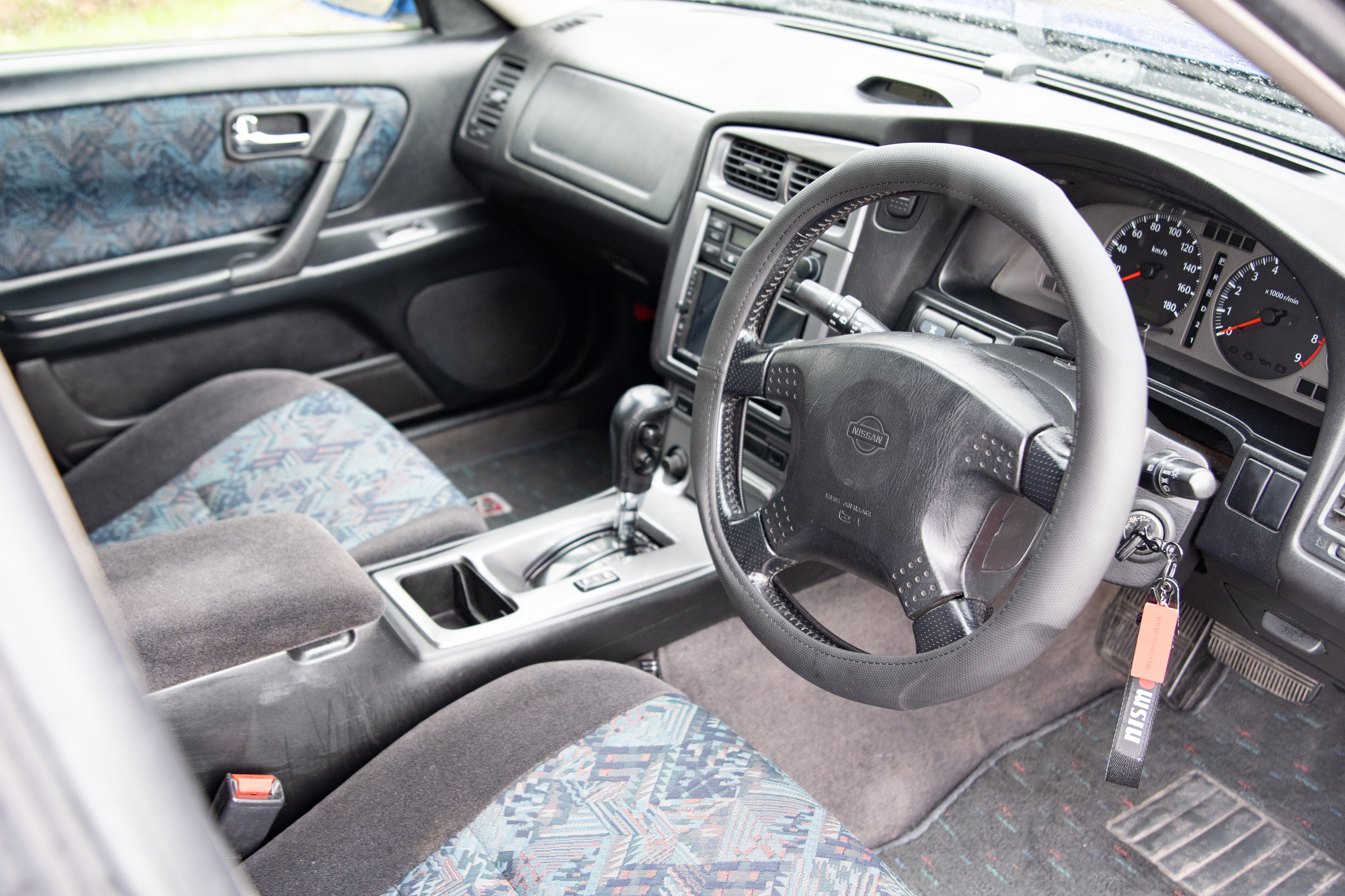 1996 Nissan Stagea JDM car for sale — photo 8 of 14