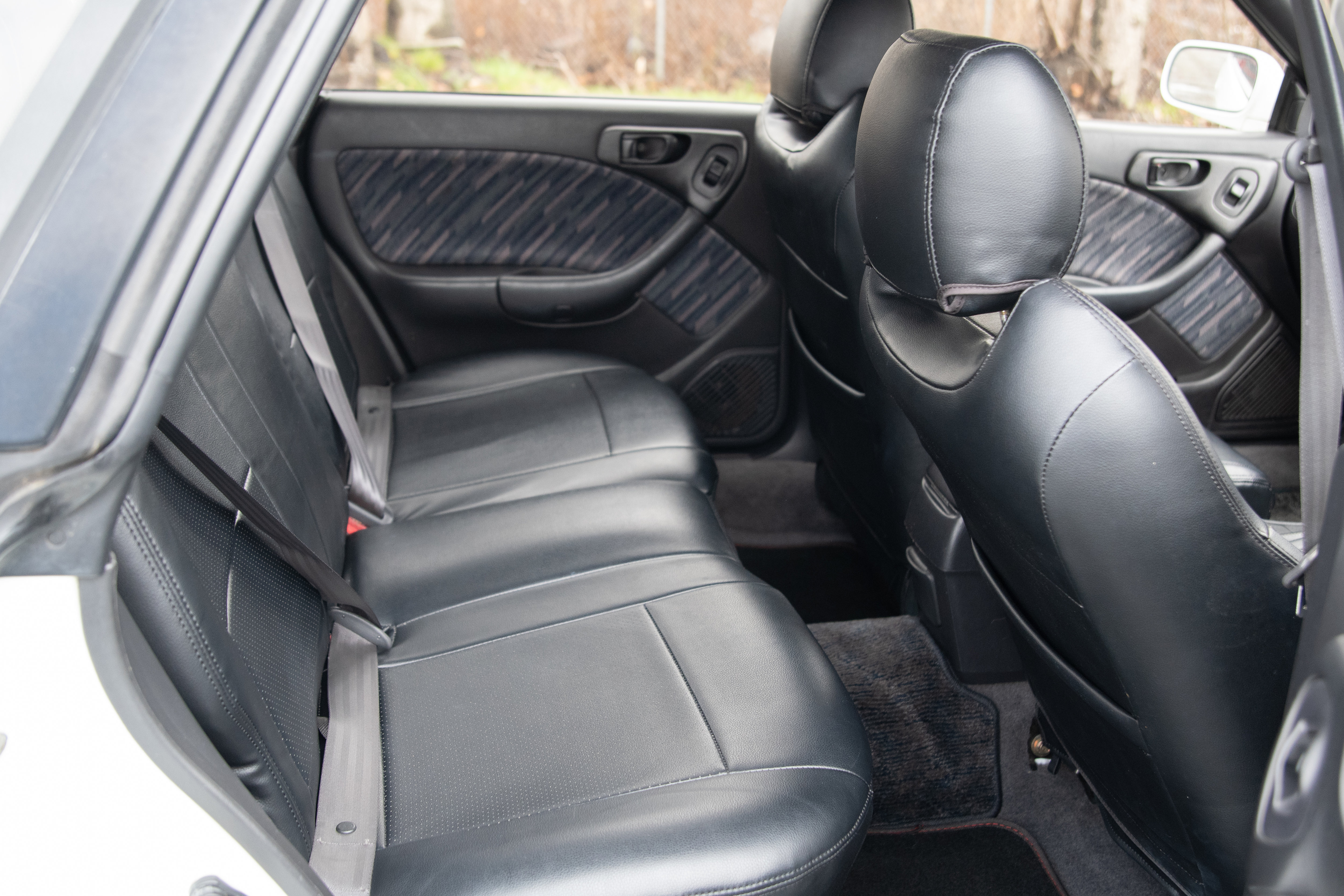 1997 Subaru Legacy JDM car for sale — photo 10 of 15