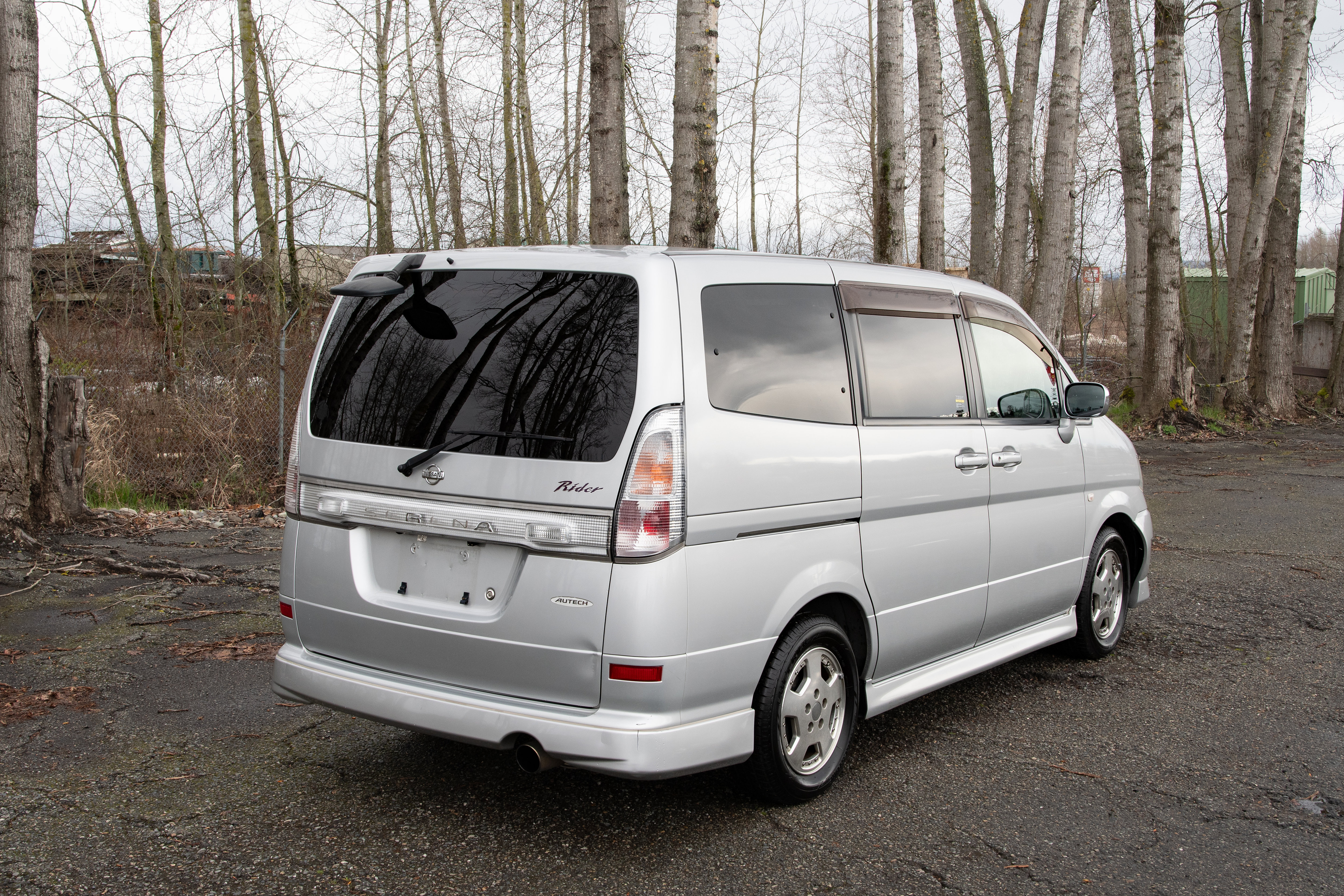 2001 Nissan Serena JDM car for sale — photo 6 of 15