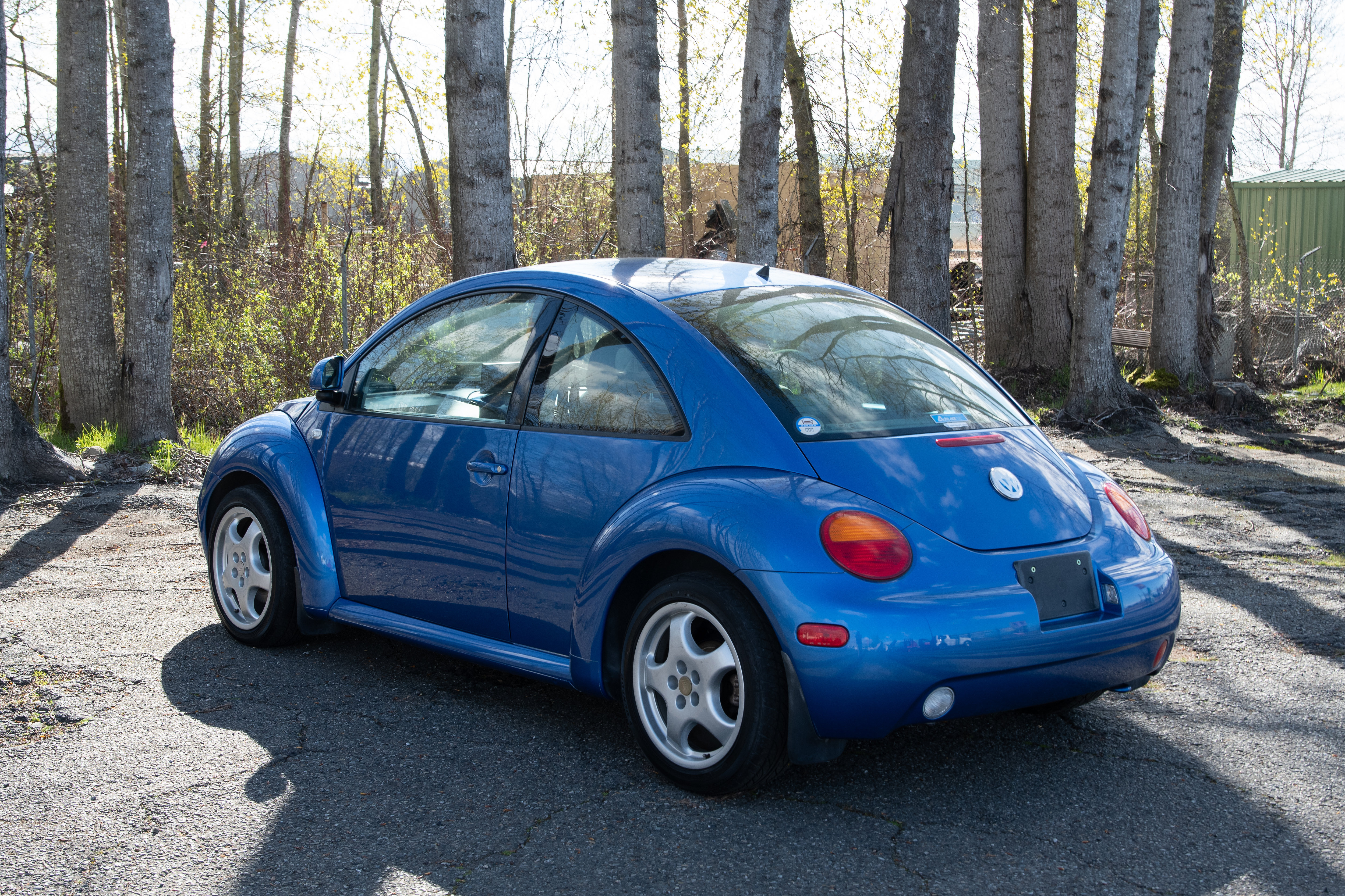 2001 Volkswagen Beetle JDM car for sale — photo 4 of 15