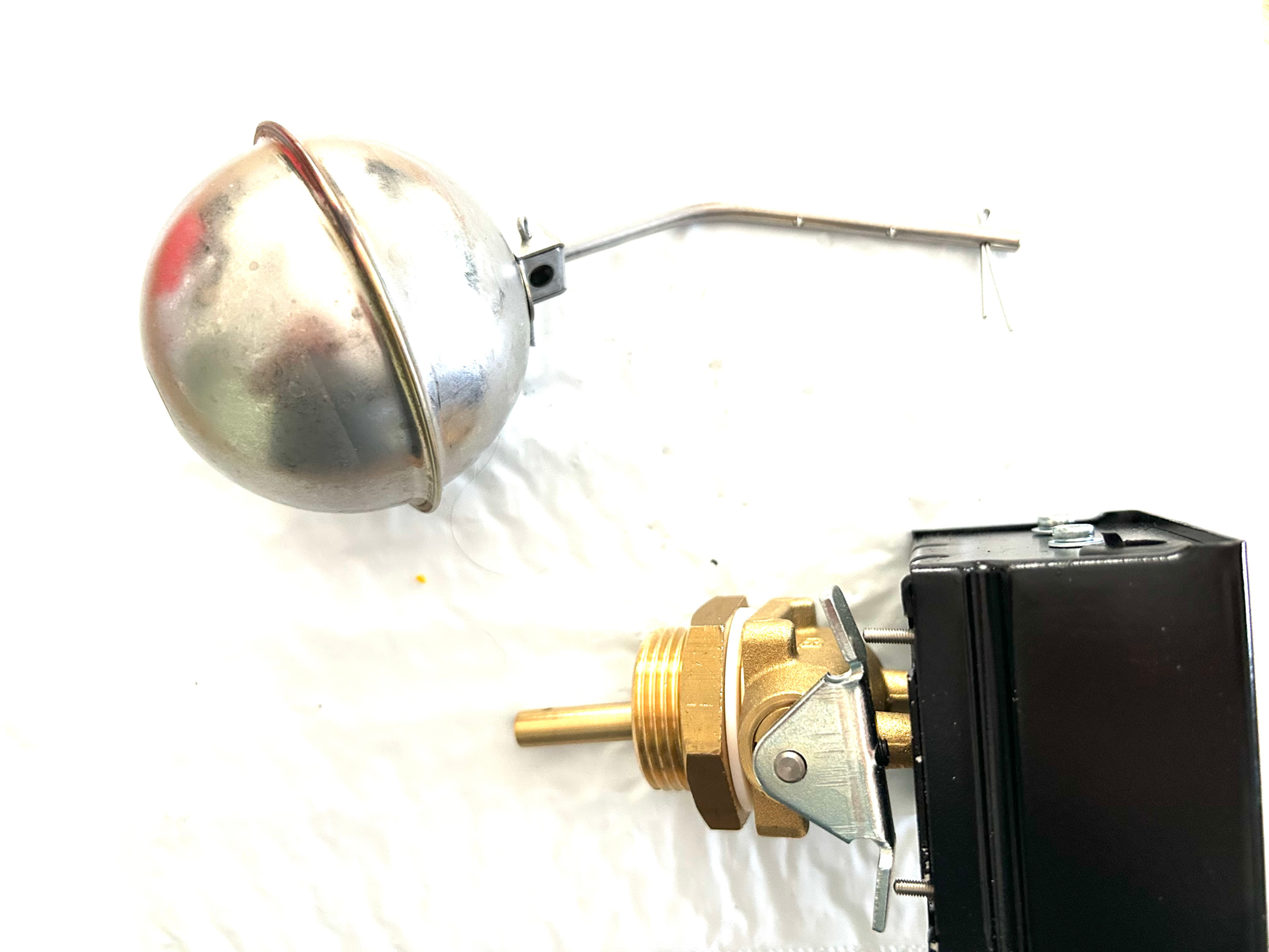 Still Float Safety Switch Dry Cleaning Part 0315001 / Old A5981