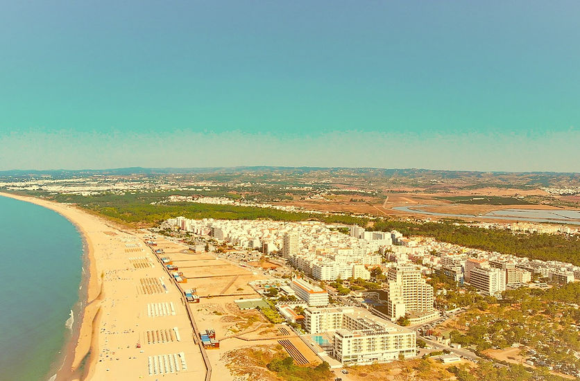 Monte_Gordo_vista_Oeste_edited.jpg