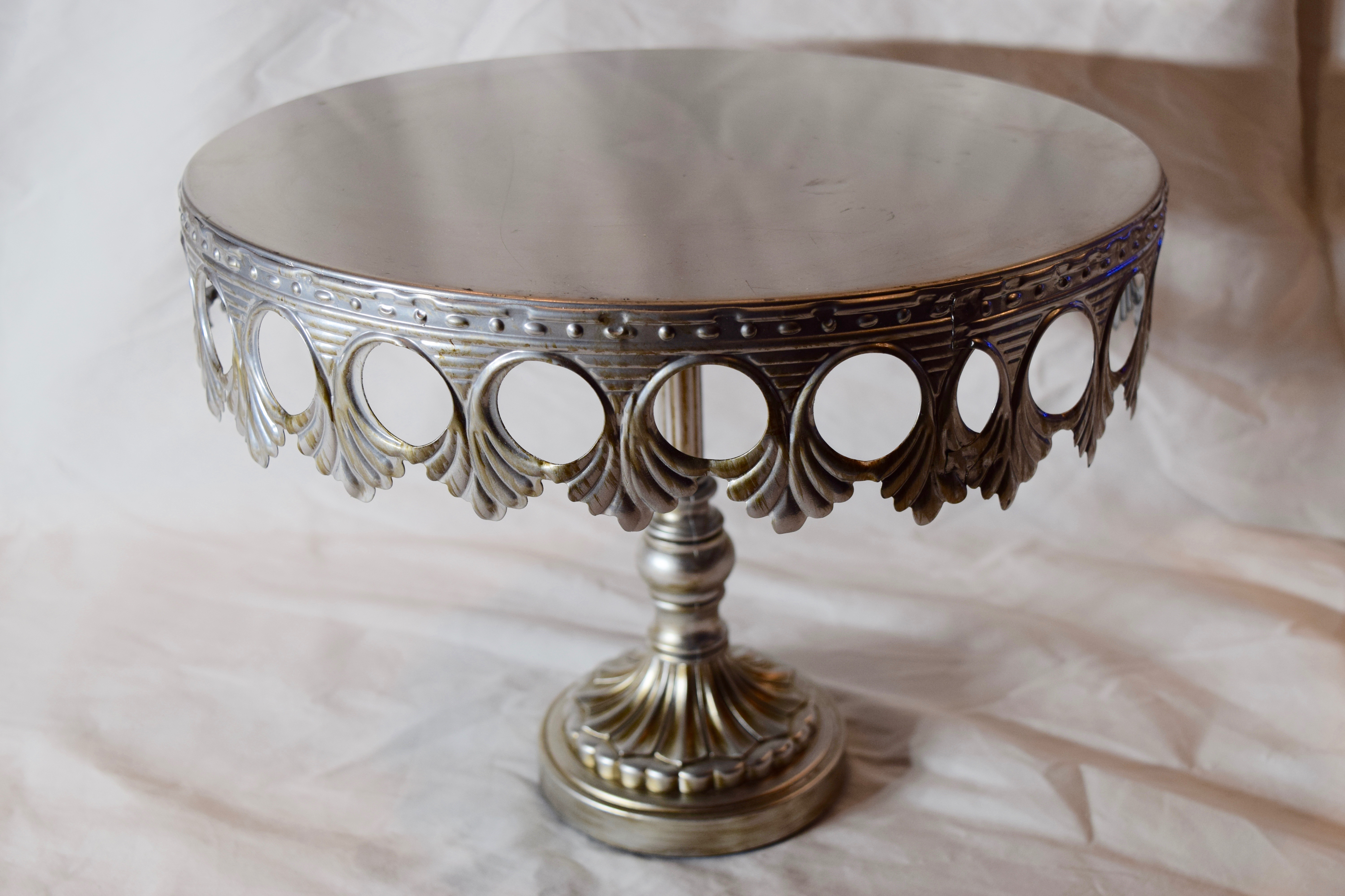 Small Cake Stand $4
