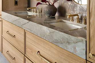 Marble-Countertop-Bathroom