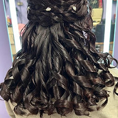 Styling Hairdo - Eclipse Unisex Hair Salon