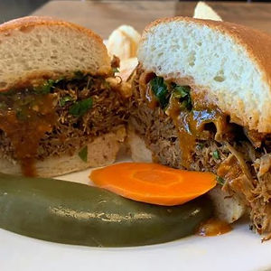 Torta de Carnitas