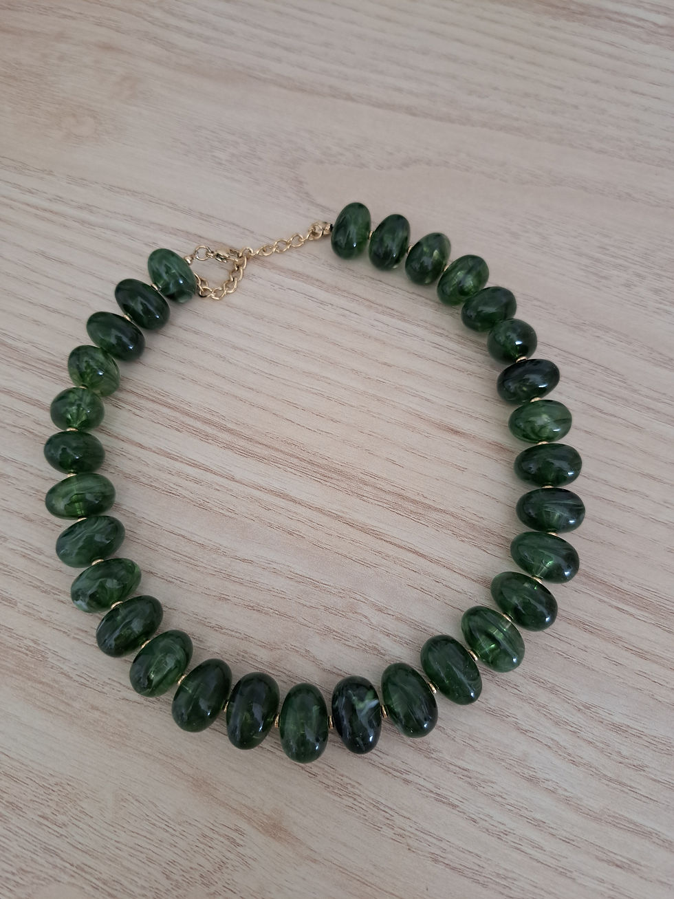 Miniature : Collier grosses perles résine Yuri 