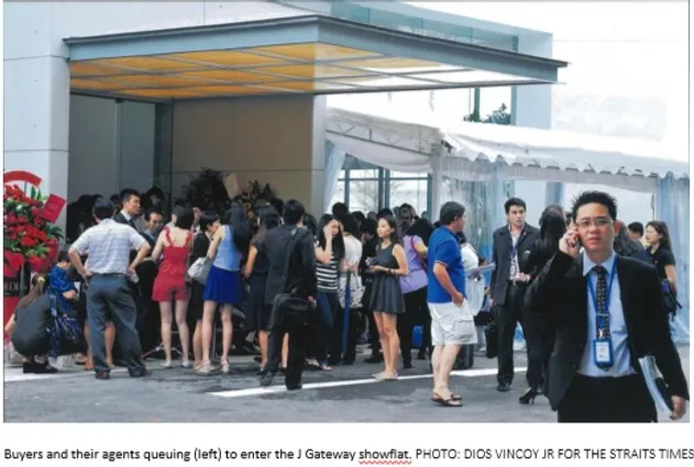 Buyers and their agents queuing to enter the J Gateway Showflat