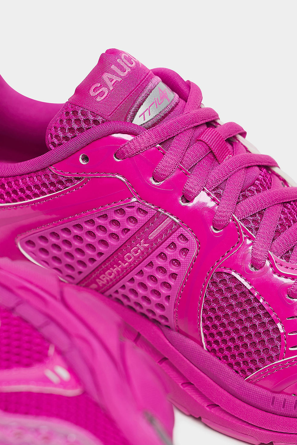 Прев'ю: Жіночі кросівки Saucony Progrid Triumph 4 S60814-3 7.5