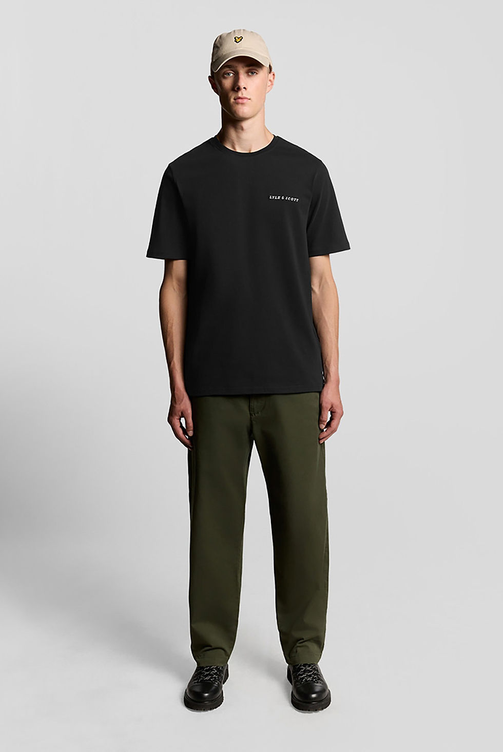 Прев'ю: Чоловіча футболка Lyle & Scott SCRIPT T-SHIRT jet black