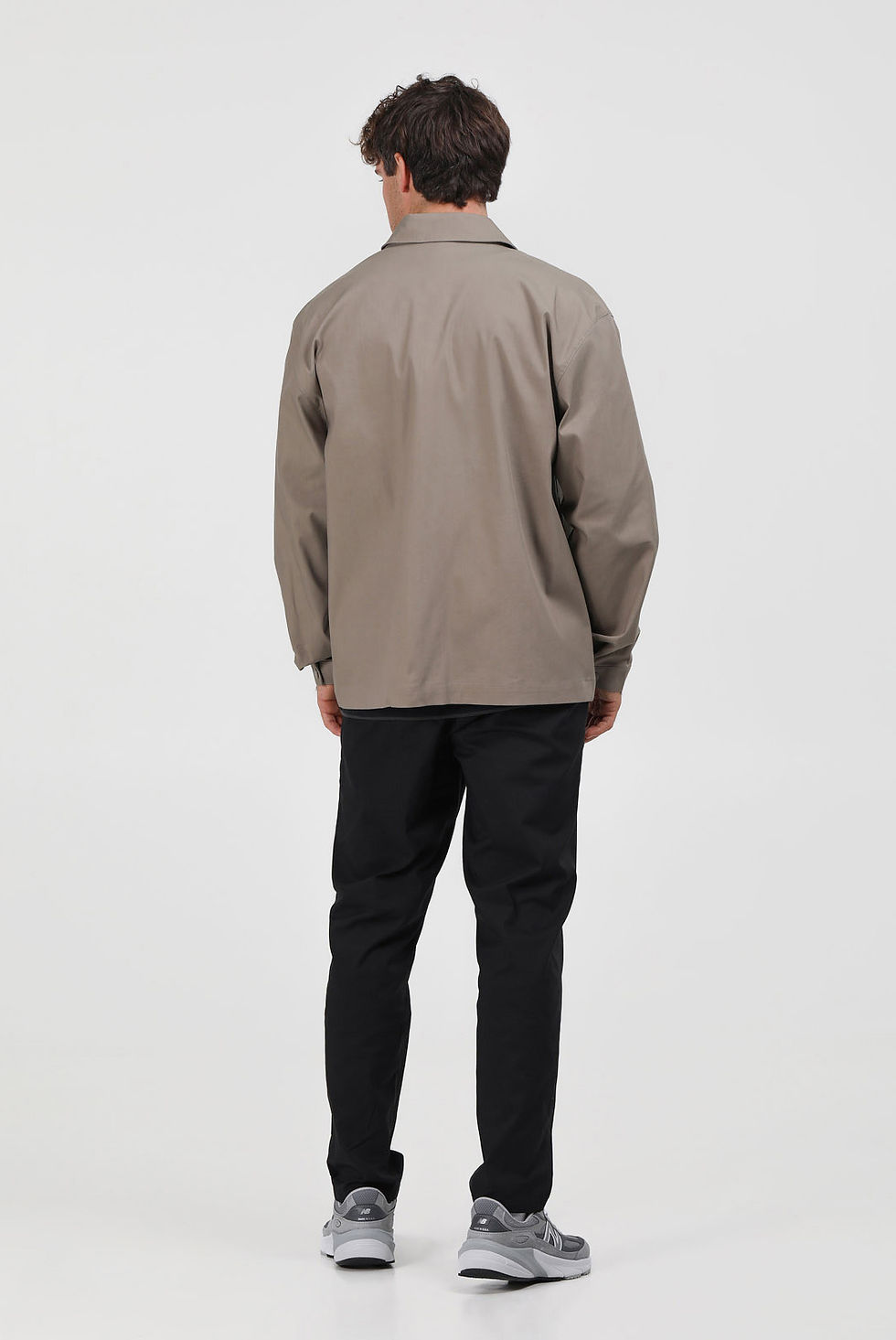 Прев'ю: Чоловіча куртка New Balance Coaches Twill Jacket MO51510DOK XL