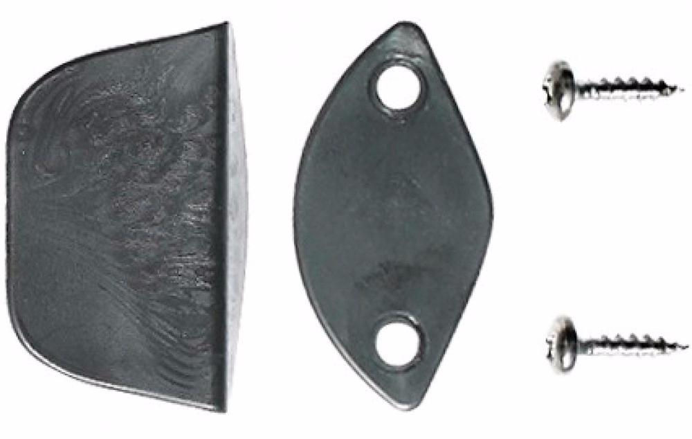 Чорні деталі обладнання для дайвінгу з отворами, крупним планом. Інтернет-магазин SwimDream.