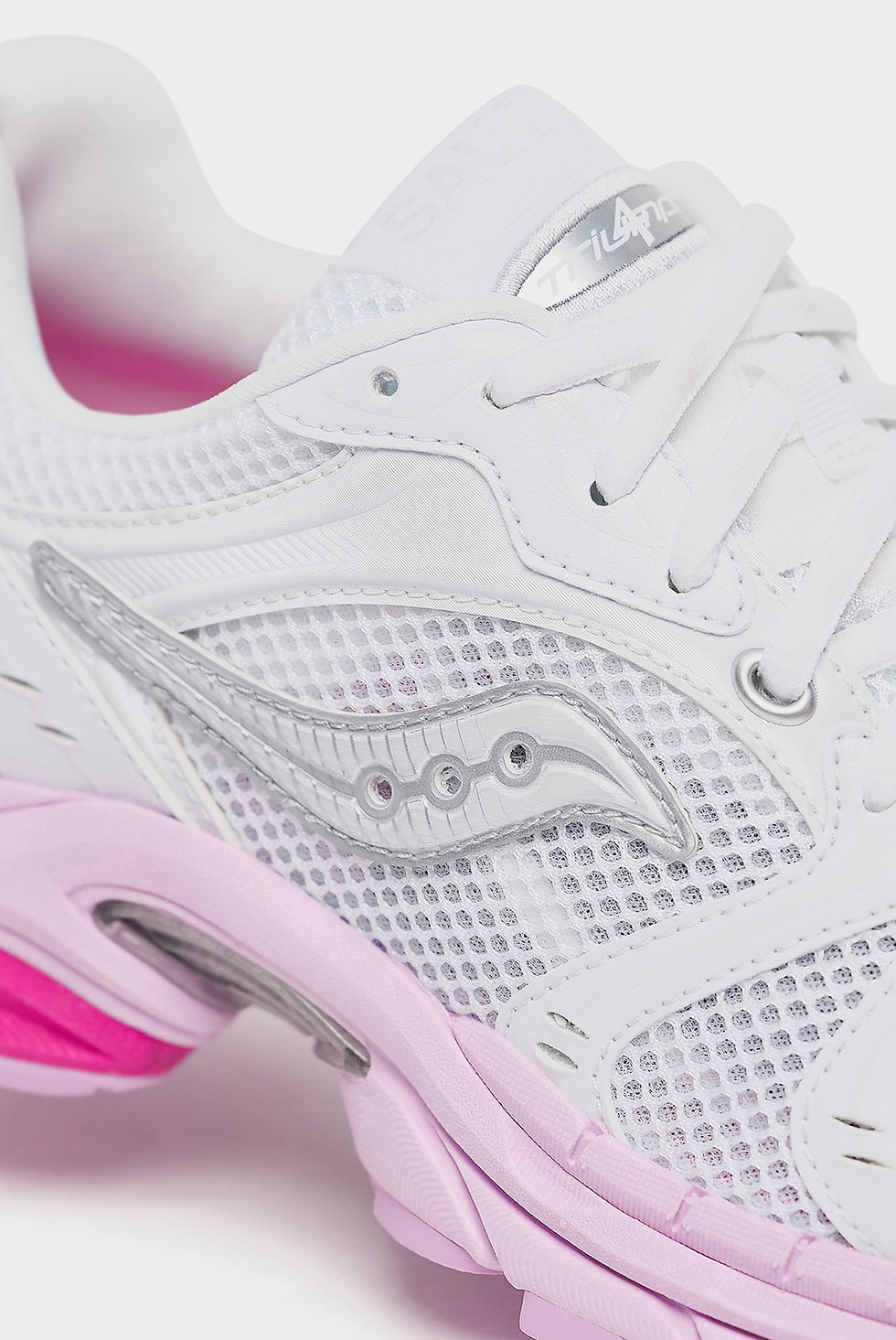 Прев'ю: Жіночі кросівки Saucony Progrid Triumph 4 S60901-1 7.5