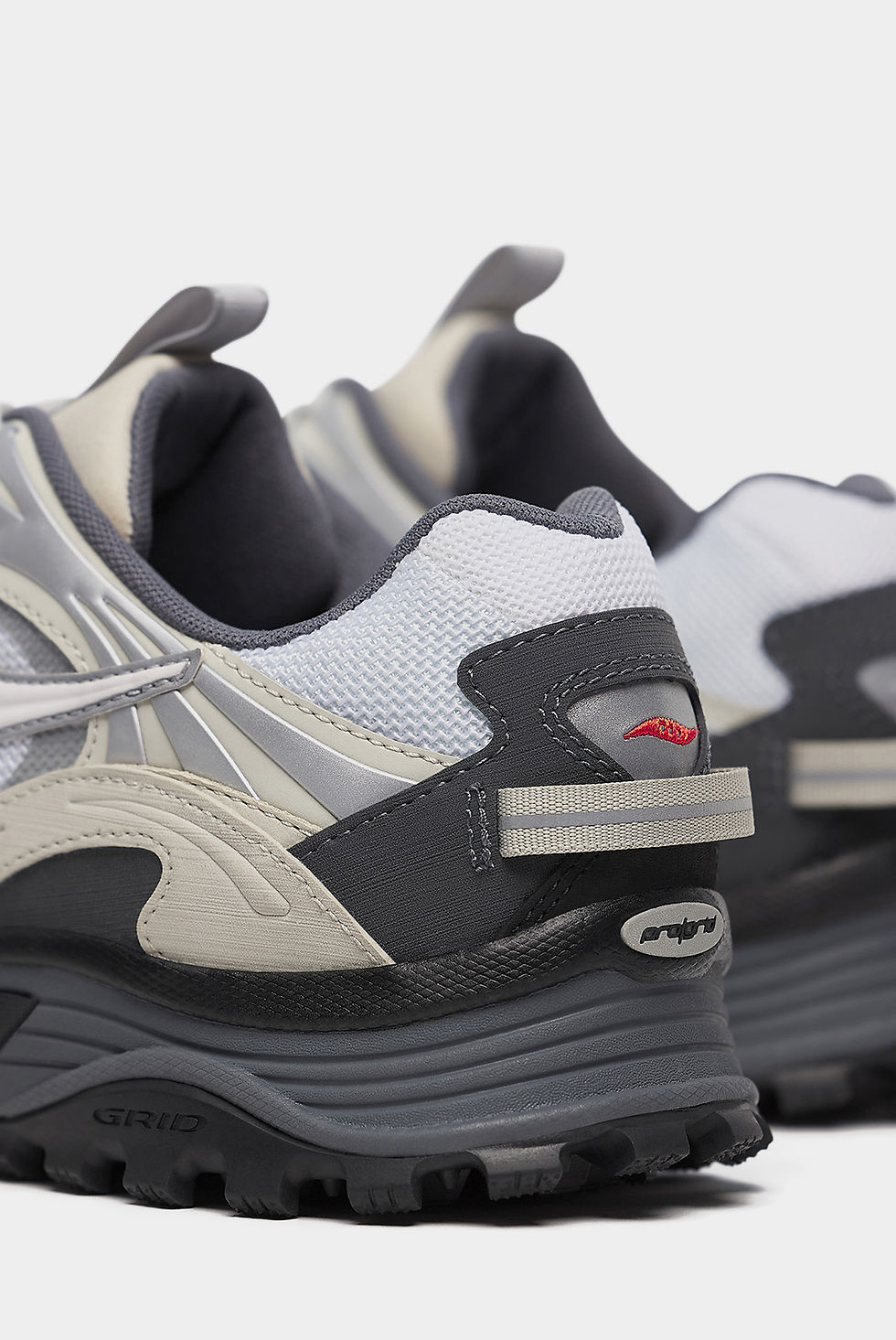 Прев'ю: Чоловічі кросівки Saucony Grid Aura XS70908-1 7