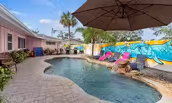 Siesta Key, FL - AirBnB SFR.avif