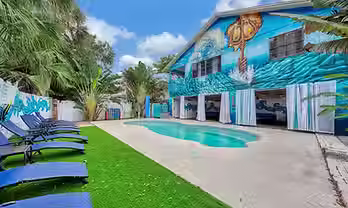 Siesta Key, FL duplex Luxury.avif