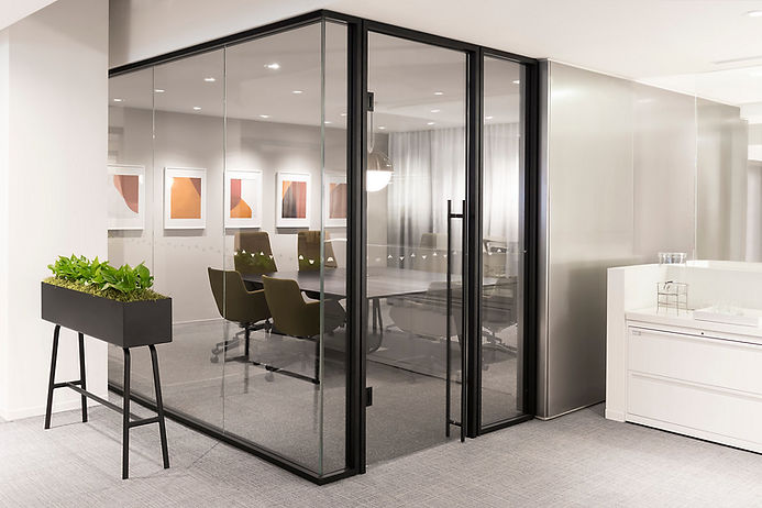 simmar-aspect-frameless-glass-office-space-design-conference-room-design-1920x1920.jpeg