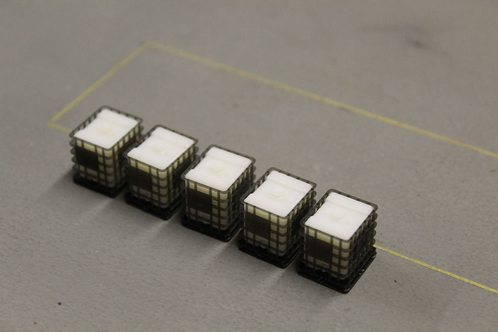 Thumbnail: IBC Pallet Tanks 1000L - UNPAINTED - Pack of 5 - 1:76 OO Gauge Model Railway