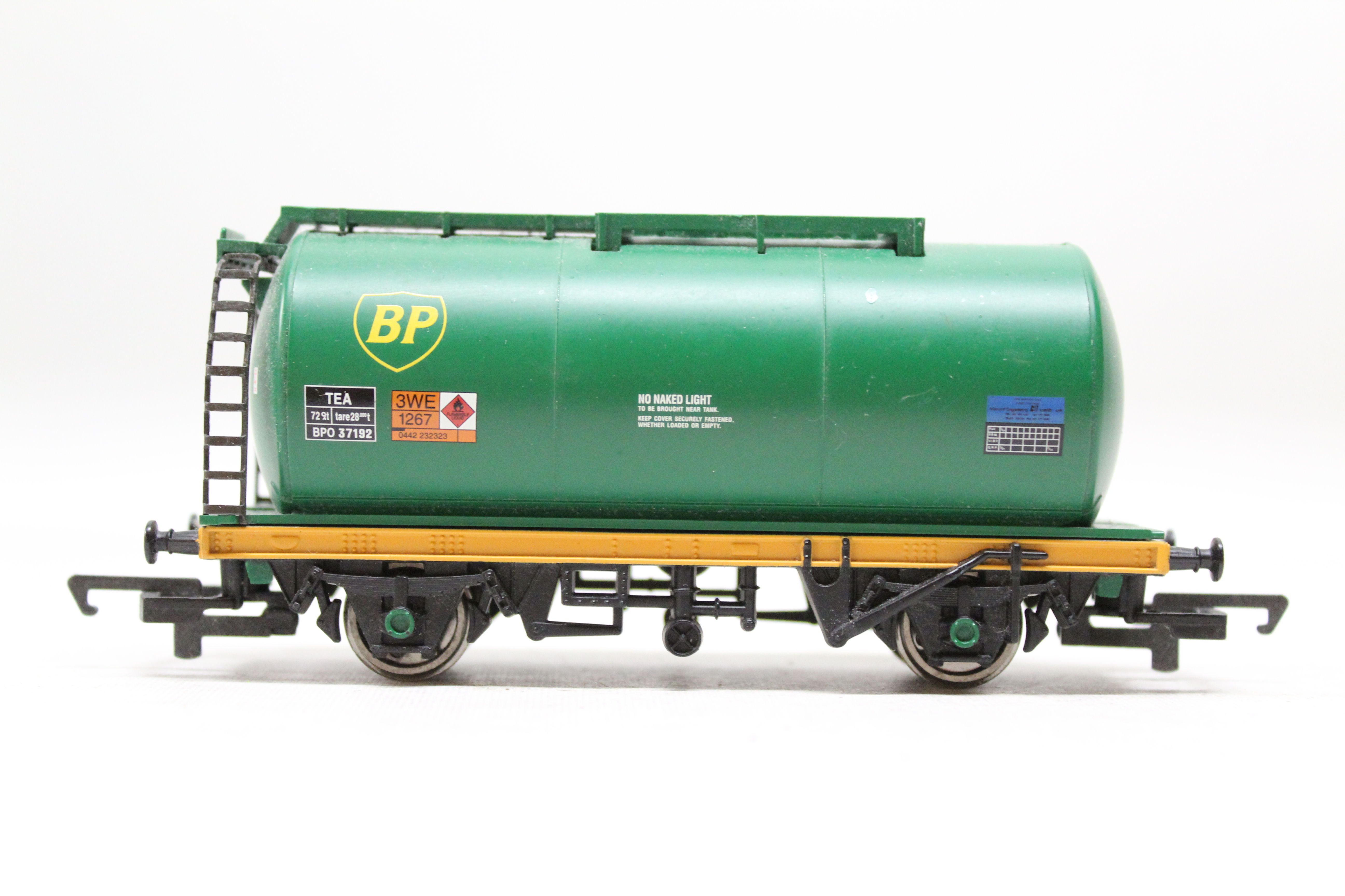Pre-Owned Hornby BP Oil Tanker TTA Wagon N26