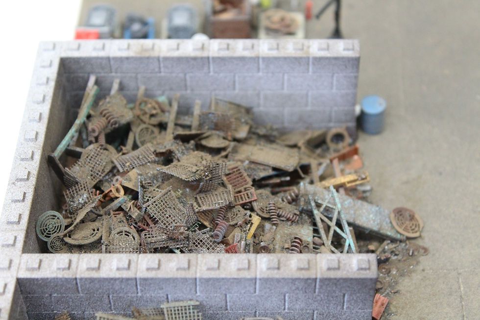 Thumbnail: Scrapyard Workshop Breakers Yard Diorama 31