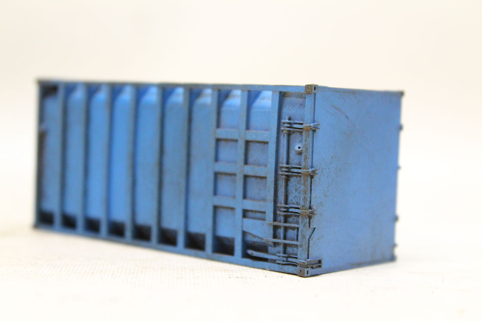 Thumbnail: Waste Container Skip - BLUE WEATHERED - OO 1/76 - Pack of 1