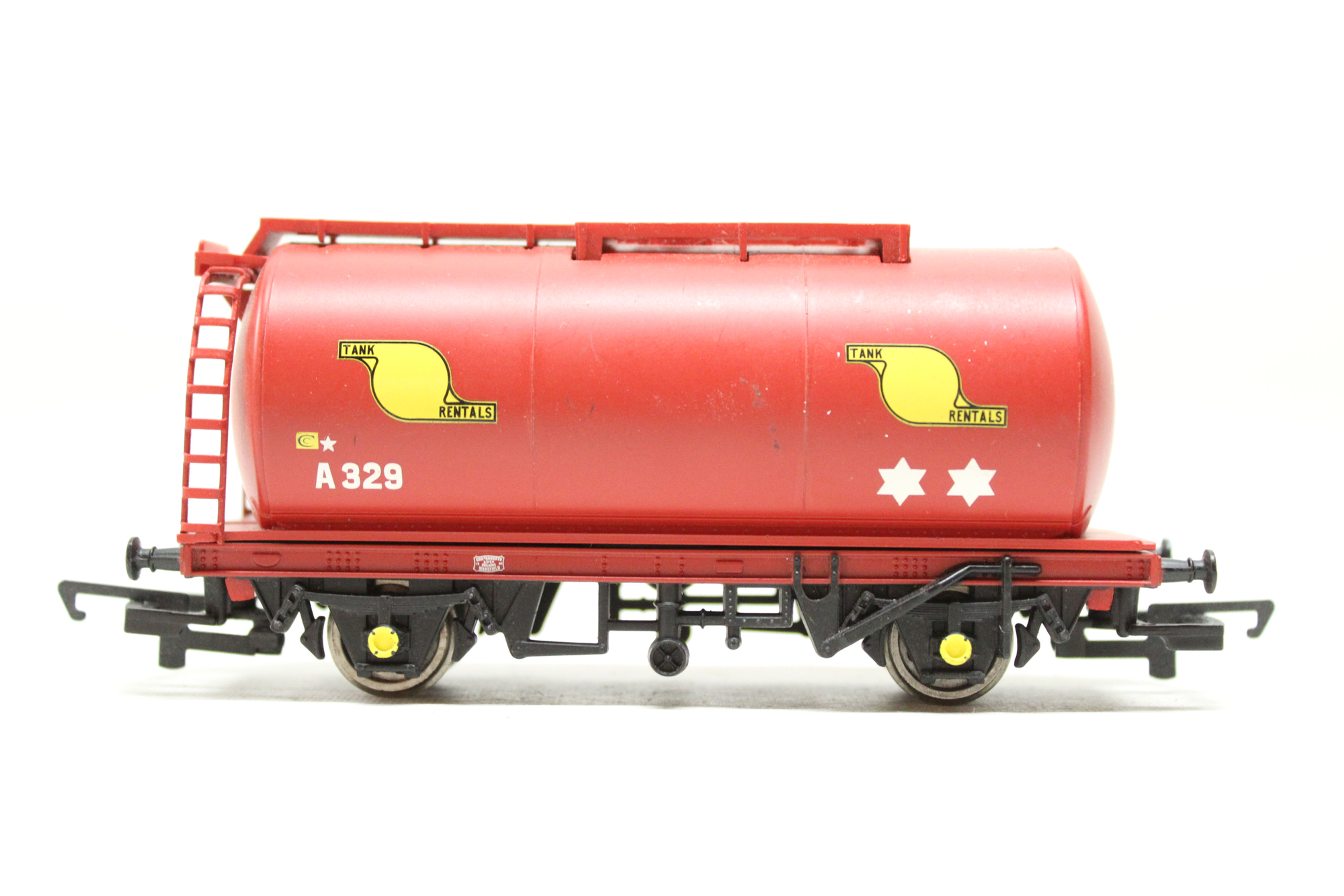 Pre-Owned Hornby Red Tank Rentals TTA Oil Wagon B16